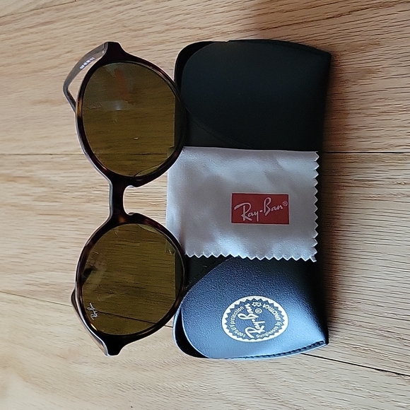 Ray-Ban 4304F Tortoise Brown 52mm Sunglasses - Picture 2 of 7